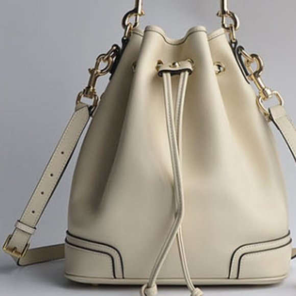 Handbag in leather main image 5
